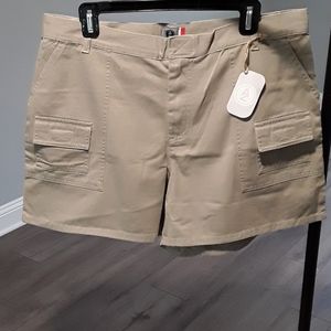 NWT Arizona Jean CompanyPager Short in size 15